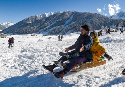 Chandigarh to Kashmir Valley Tour